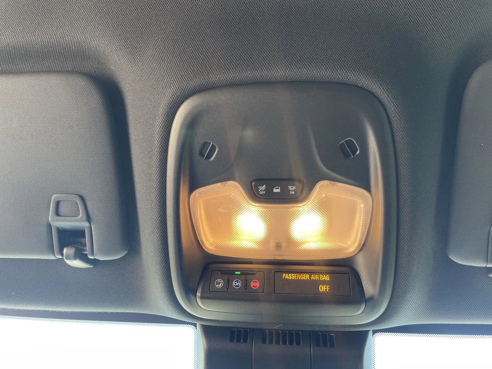 Used 2023 Summit White GMC 2WD Elevation image 28