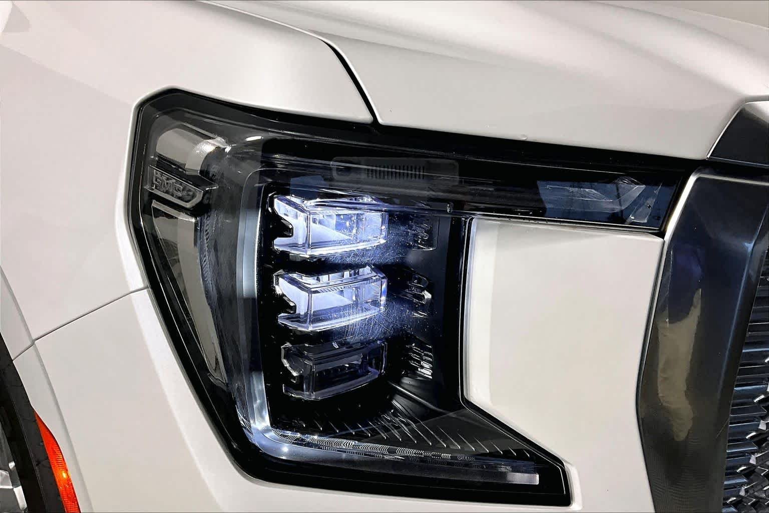2022 GMC Yukon XL Denali - Photo 27
