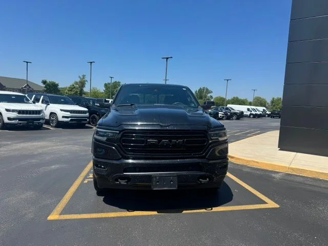 Used 2020 Diamond Black Ram Limited image 3