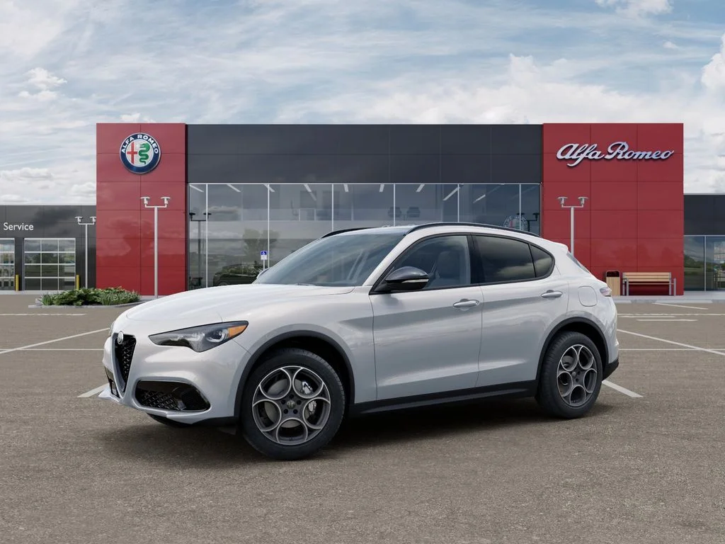 New 2026 Moonlight Gray Metallic Exterior Paint Alfa Romeo Sprint image 2