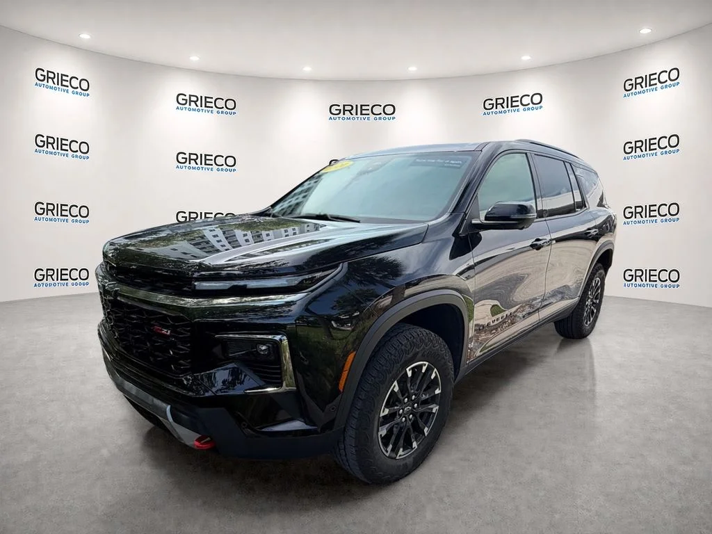 Used 2024 Black Chevrolet Z71 image 3