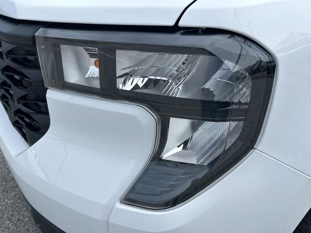 New 2026 Oxford White Ford XLT image 10