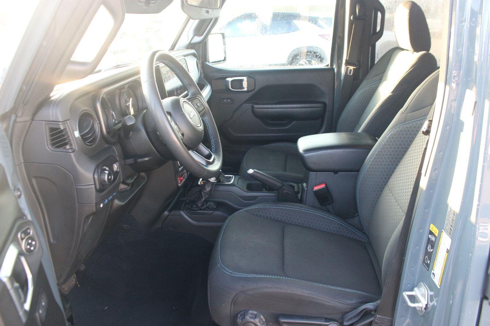 Used 2024 Grey Jeep Rubicon image 16