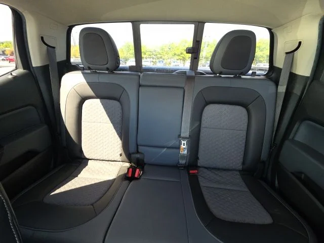 Used 2022 Gray Chevrolet Z71 image 11