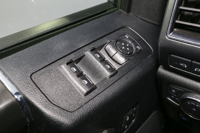 Used 2019 Silver Ford Lariat image 38