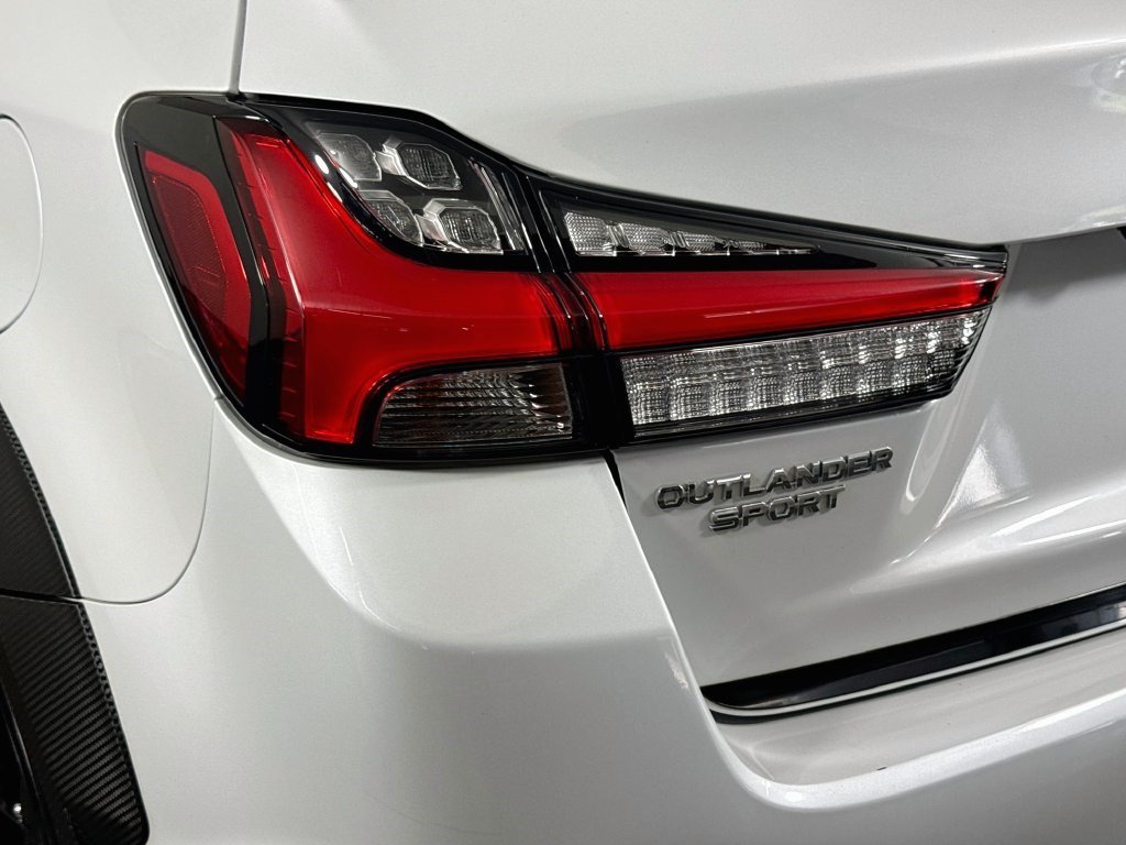 Used 2024 White Diamond Mitsubishi 2.0 Trail Edition image 31