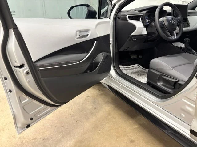Used 2025 Silver Toyota SE image 9