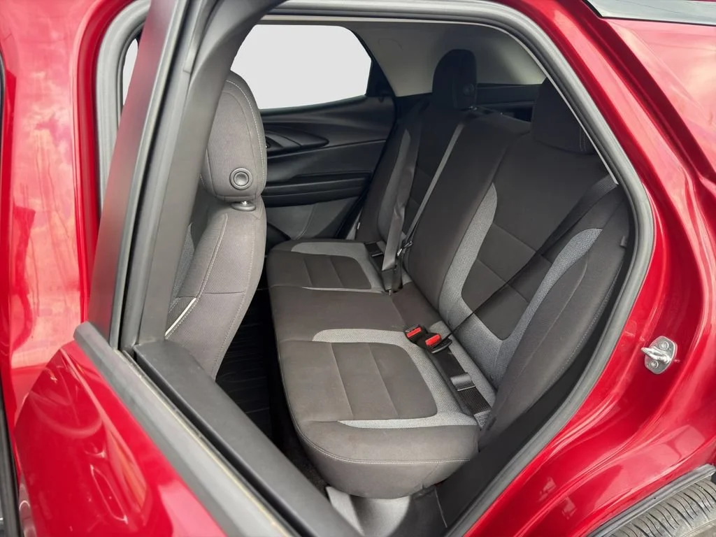 Used 2021 SCARLET RED METALLIC Chevrolet LT image 13