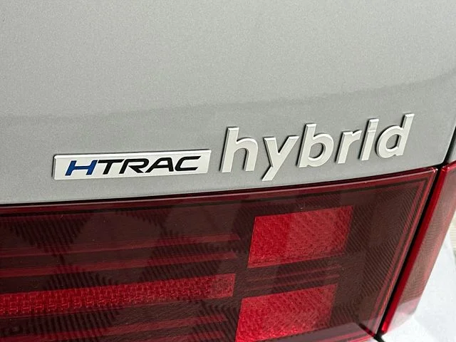 New 2026 Hyundai SANTA FE HYBRID SE
