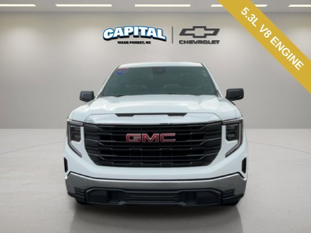 Used 2023 White GMC Pro image 9
