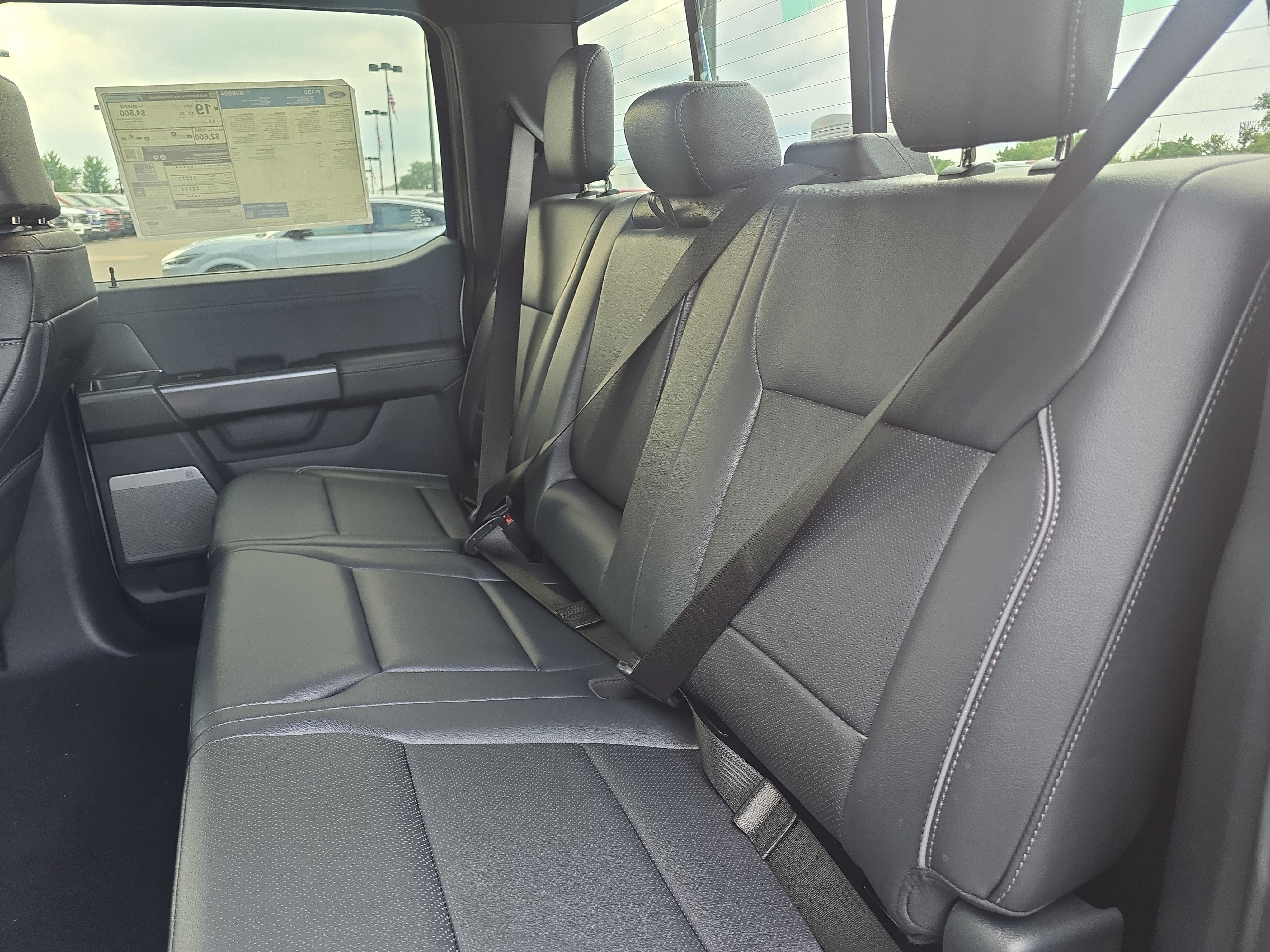 New 2026 Iconic Silver Metallic Ford Lariat® image 27