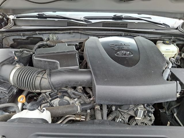 Used 2021  Toyota TRD Off-Road image 29