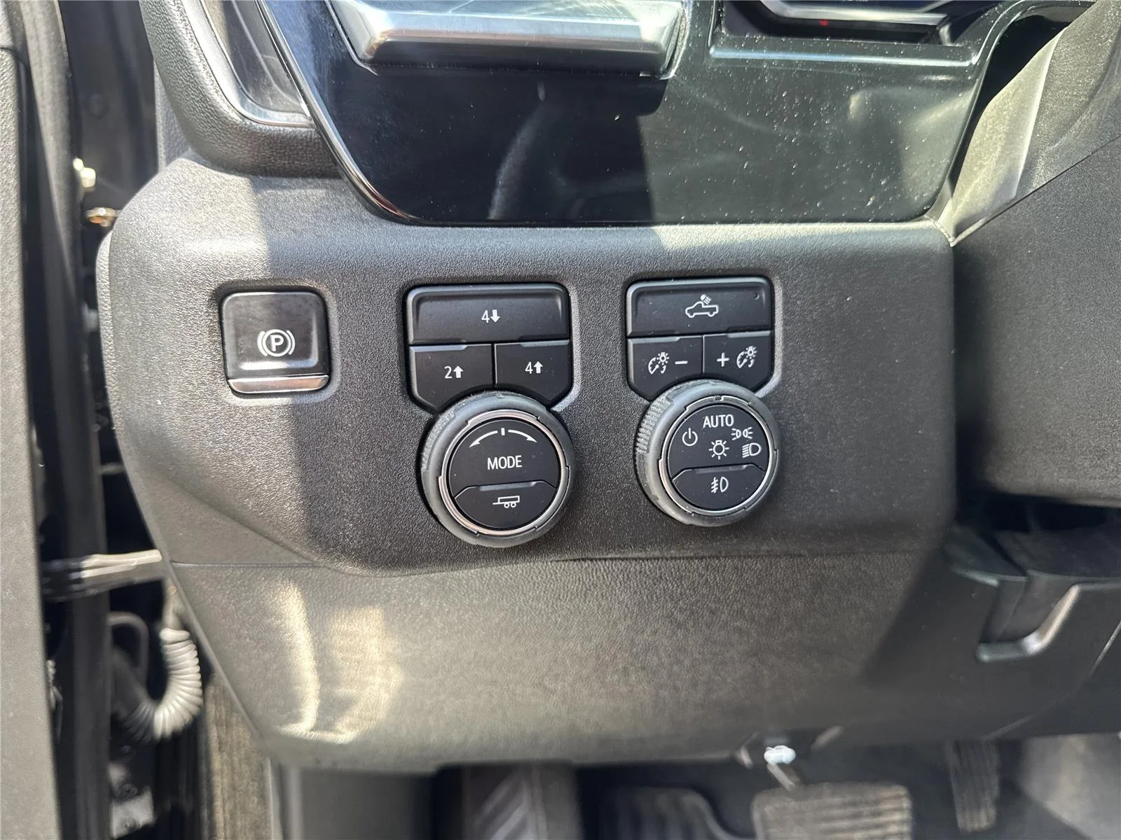 Used 2025 Black Chevrolet LT image 19