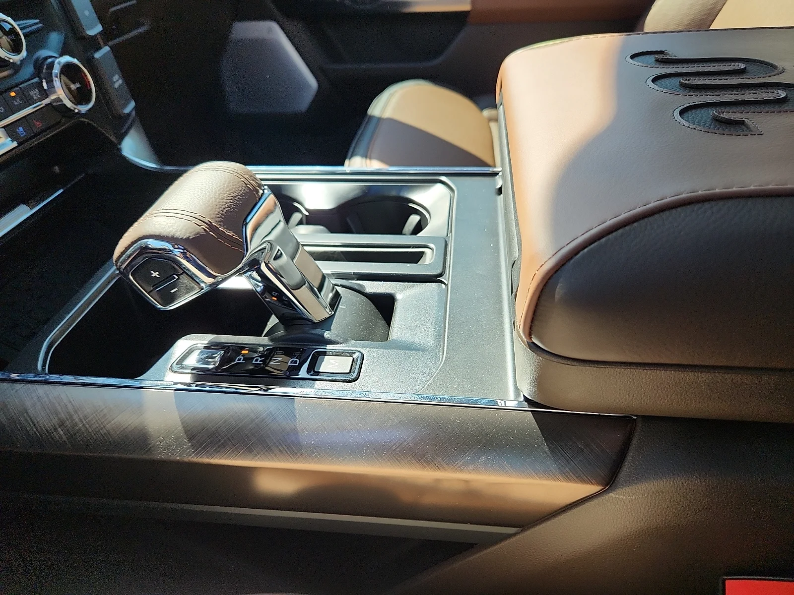 New 2026 Agate Black Metallic Ford King Ranch image 25