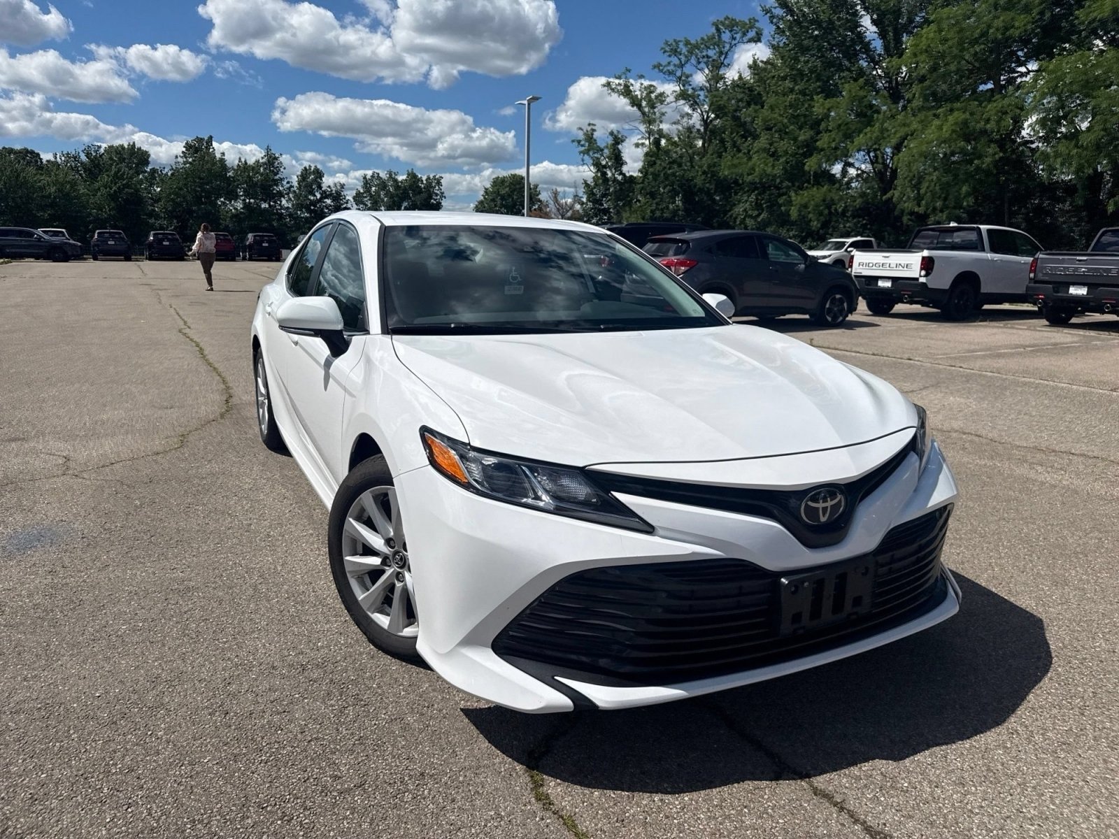 Used 2020 Super White Toyota LE image 21