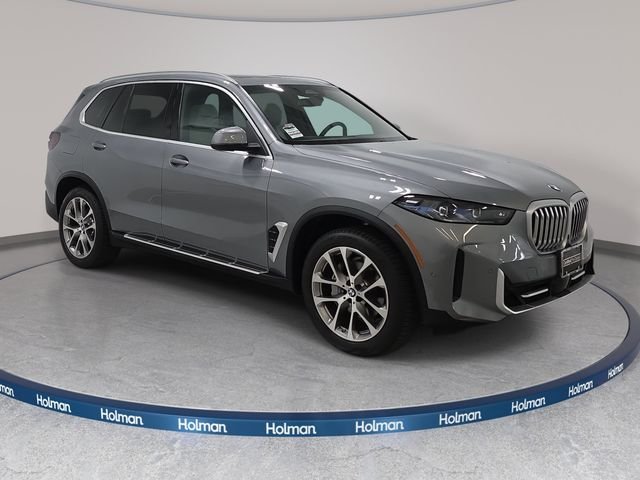 Certified Used 2025 Skyscraper Grey Metallic BMW xDrive40i image 3
