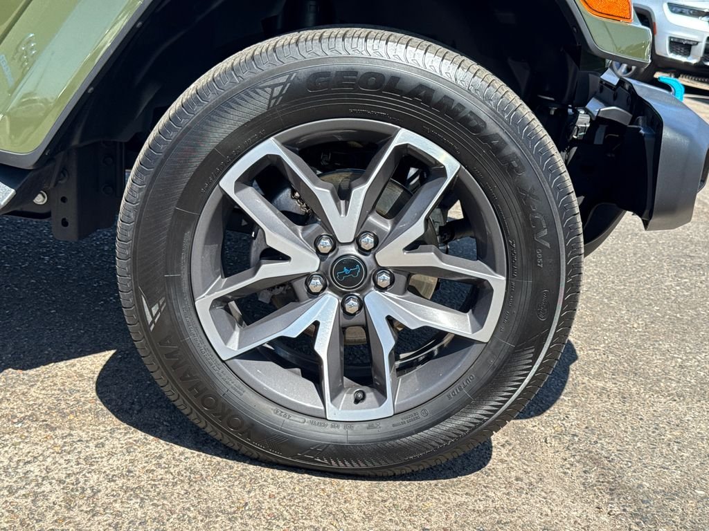 Used 2024 Green Clearcoat Jeep Sport S 4xe image 7