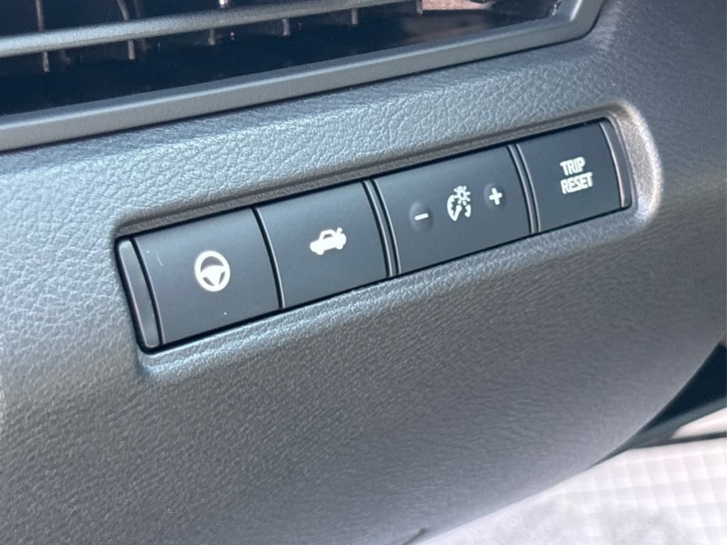 2025 Nissan Altima SL - Photo 35