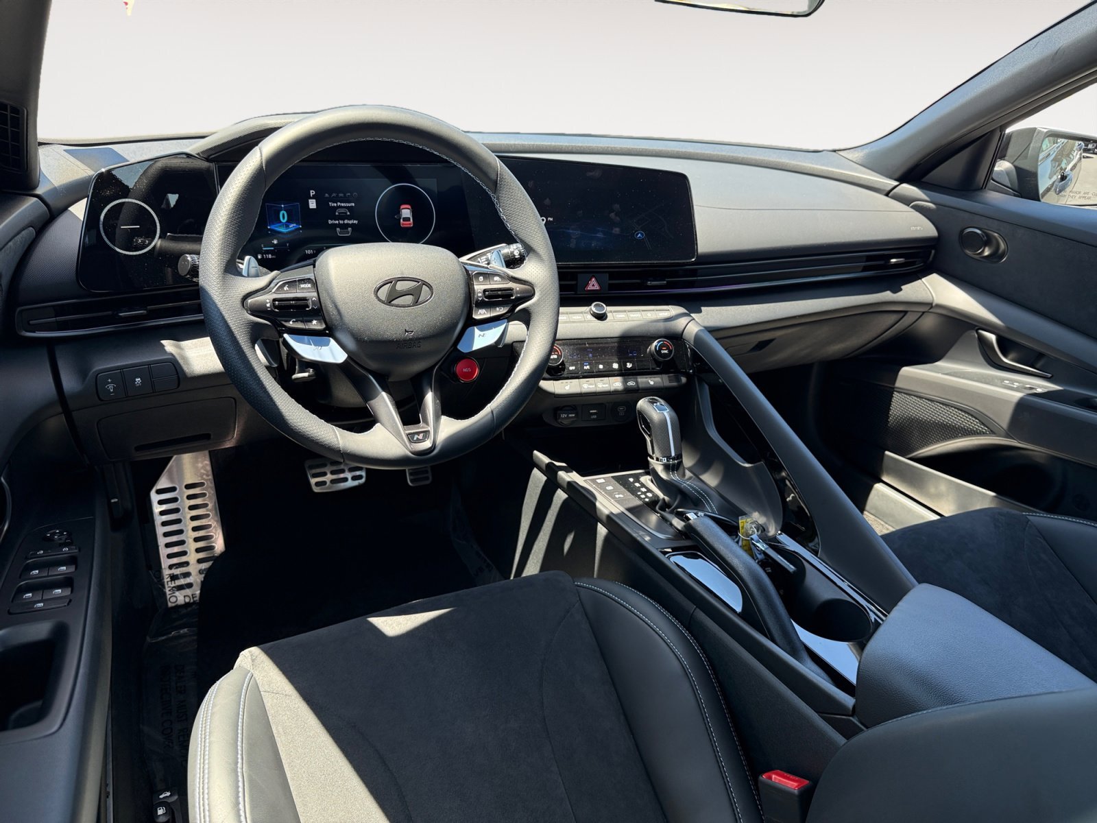 Certified Used 2024 Abyss Black Hyundai  image 15