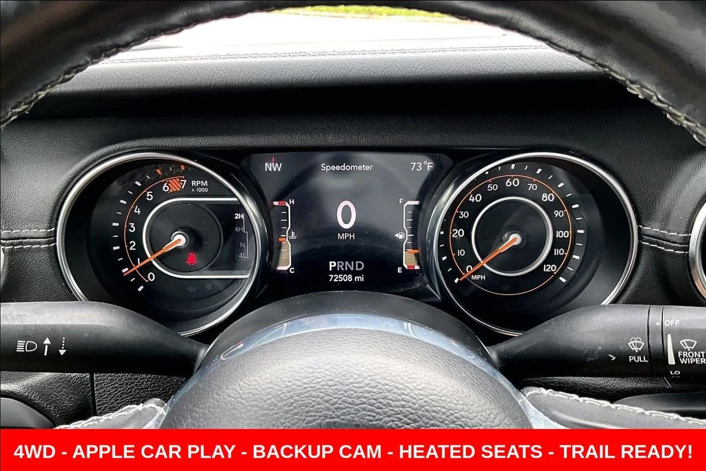 Used 2022 White Jeep Unlimited Sahara image 13