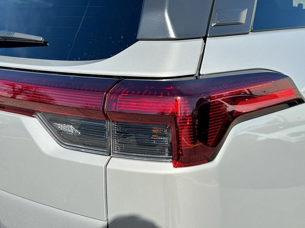 2026 Subaru Outback Limited - Photo 35