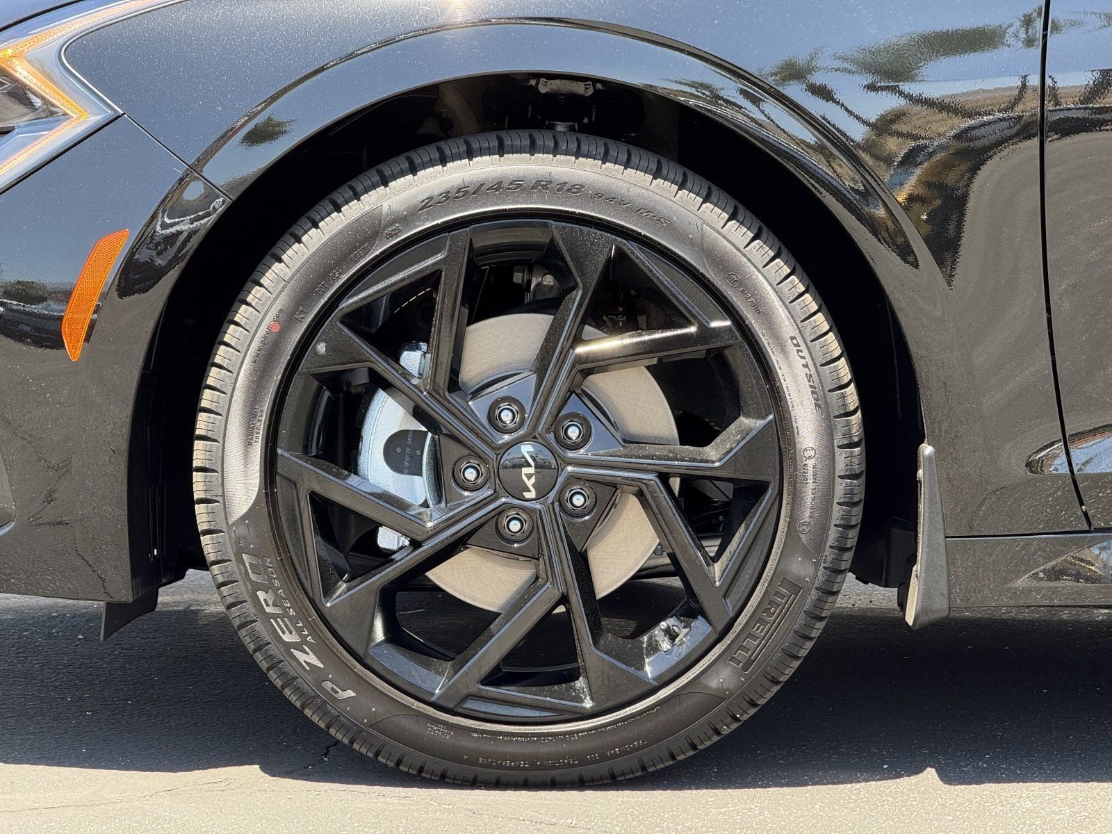 New 2026 Aurora Black Pearl Kia GT-Line FWD image 30