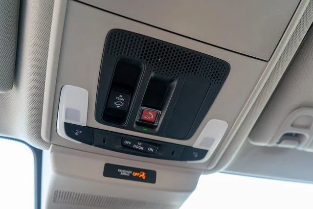 Used 2023 Gray Honda Touring image 39