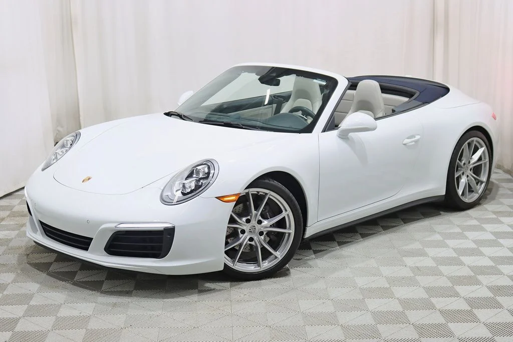 Used 2018 White Porsche Carrera 4 image 8