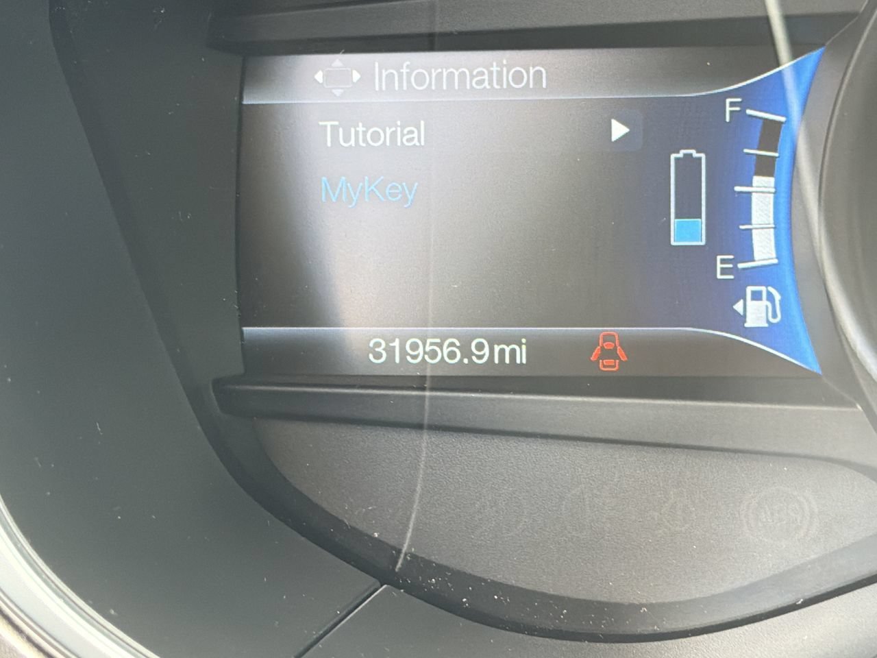 Used 2018 Oxford White Ford S image 30