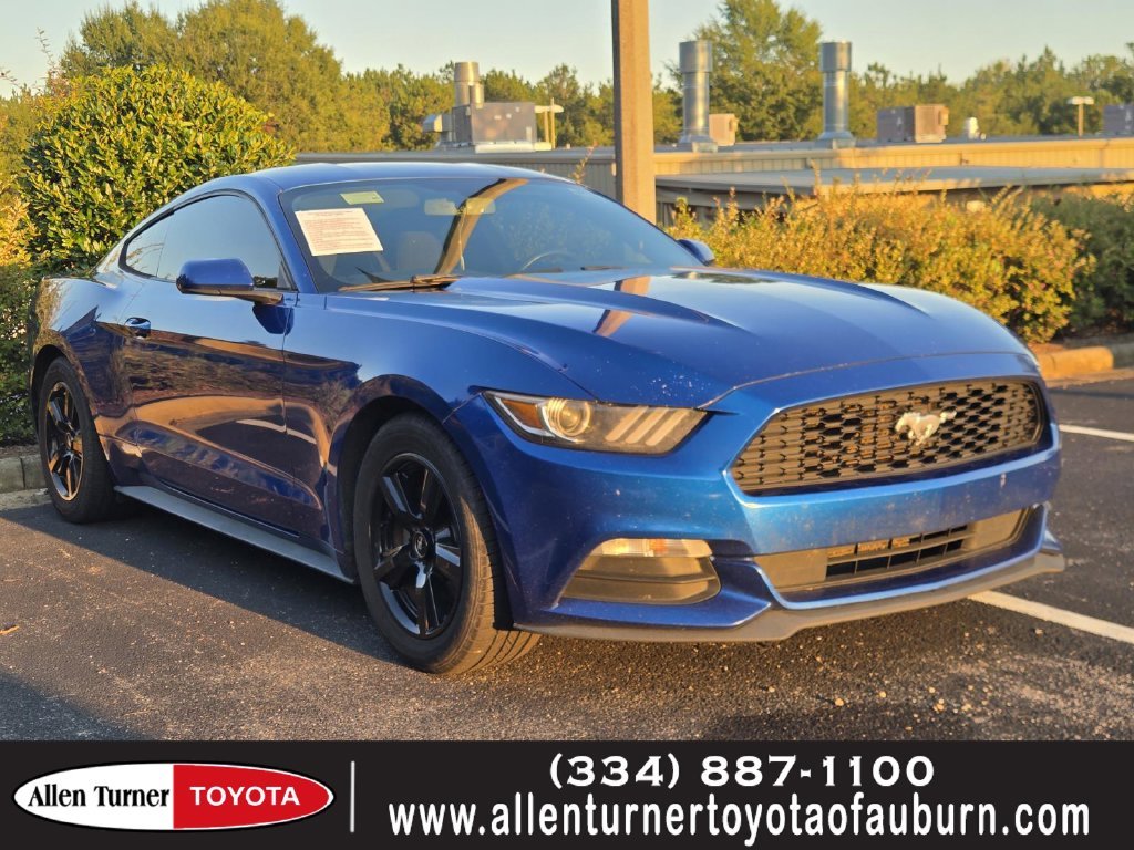 Used 2017 Blue Ford V6 image 1