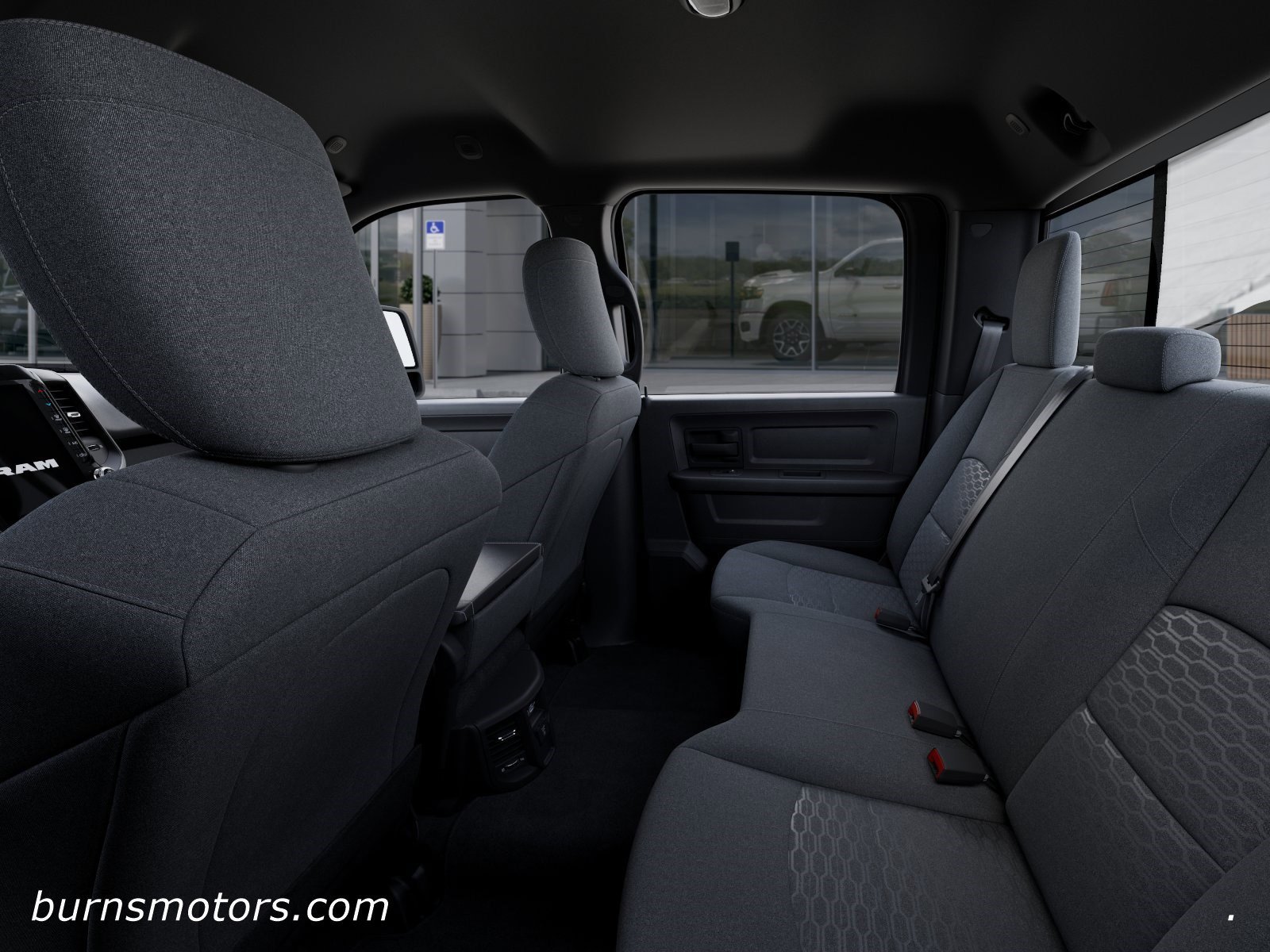 New 2026 Diamond Black Crystal Pearl-Coat Exterior Paint RAM Tradesman image 23