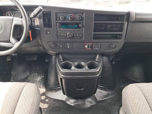 2025 Chevrolet Express Cargo Work Van - Photo 18