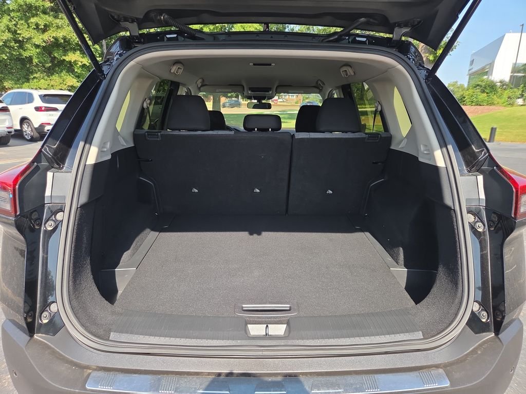 2023 Nissan Rogue SV - Photo 14
