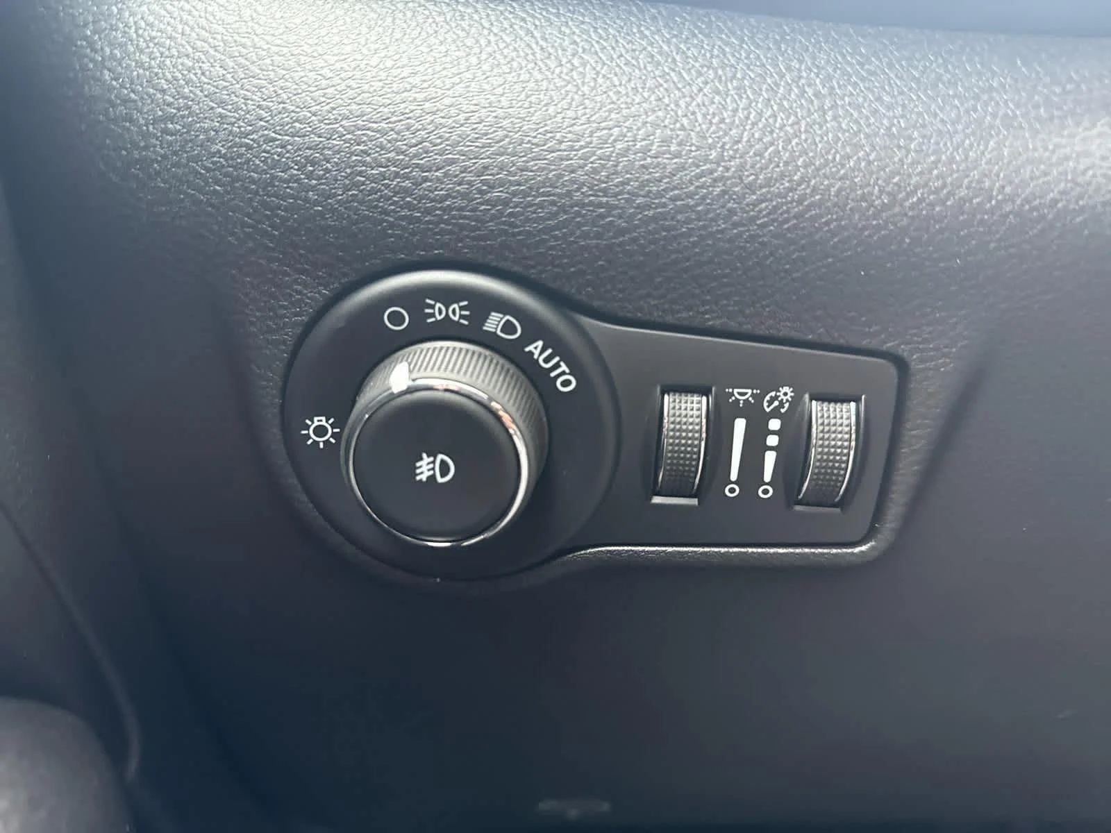 New 2026 Bright White Clearcoat Jeep Limited Altitude image 15