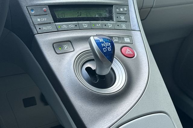 Used 2013 Silver Toyota Two image 23