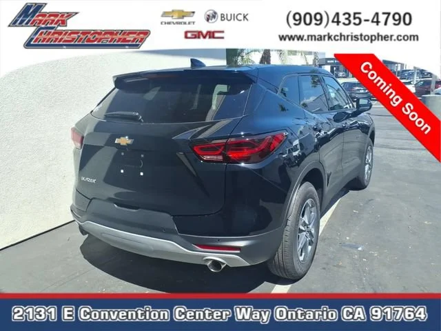 Used 2026 Black Chevrolet 2LT image 4