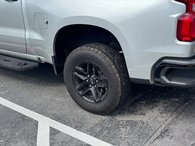 Used 2019 Silver Chevrolet LT Trail Boss image 20