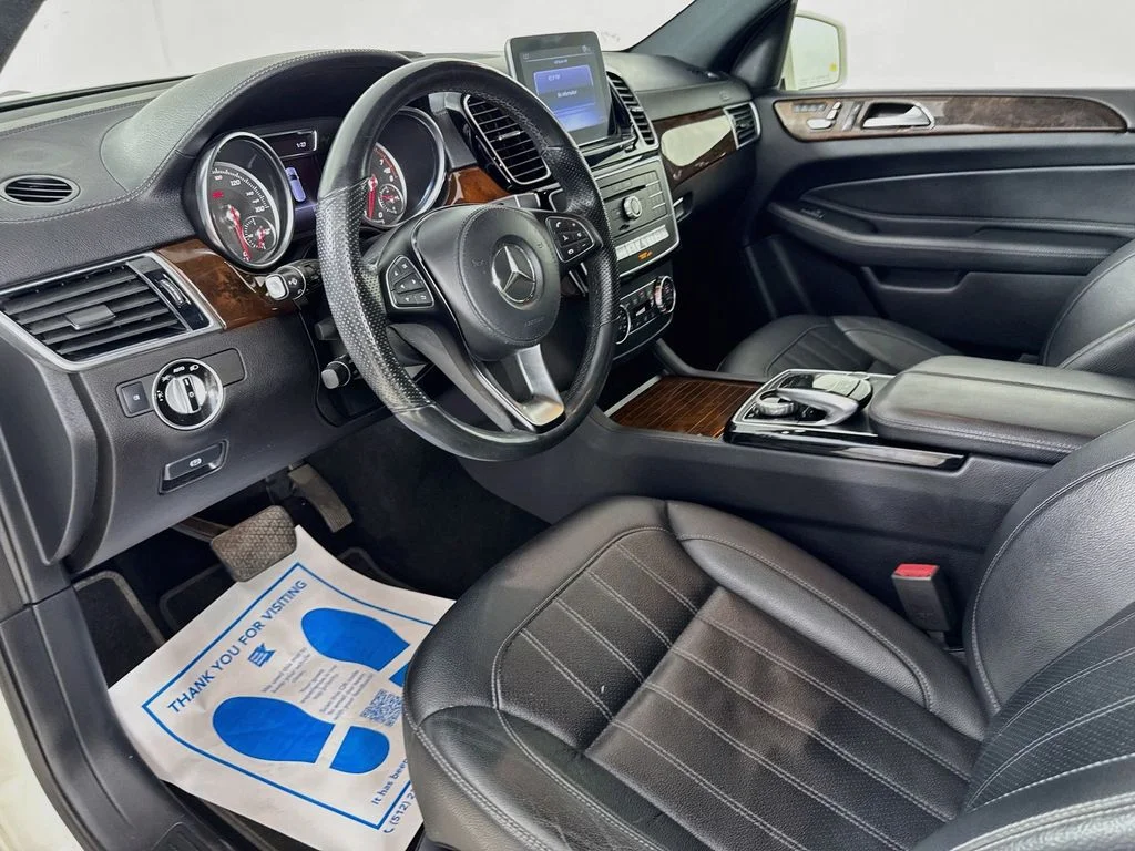 Used 2018  Mercedes-Benz GLS 450 image 9