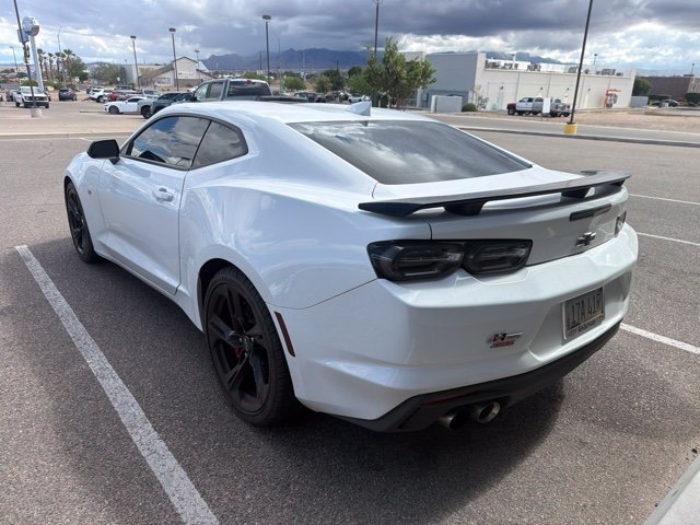 Used 2020 White Chevrolet SS image 4