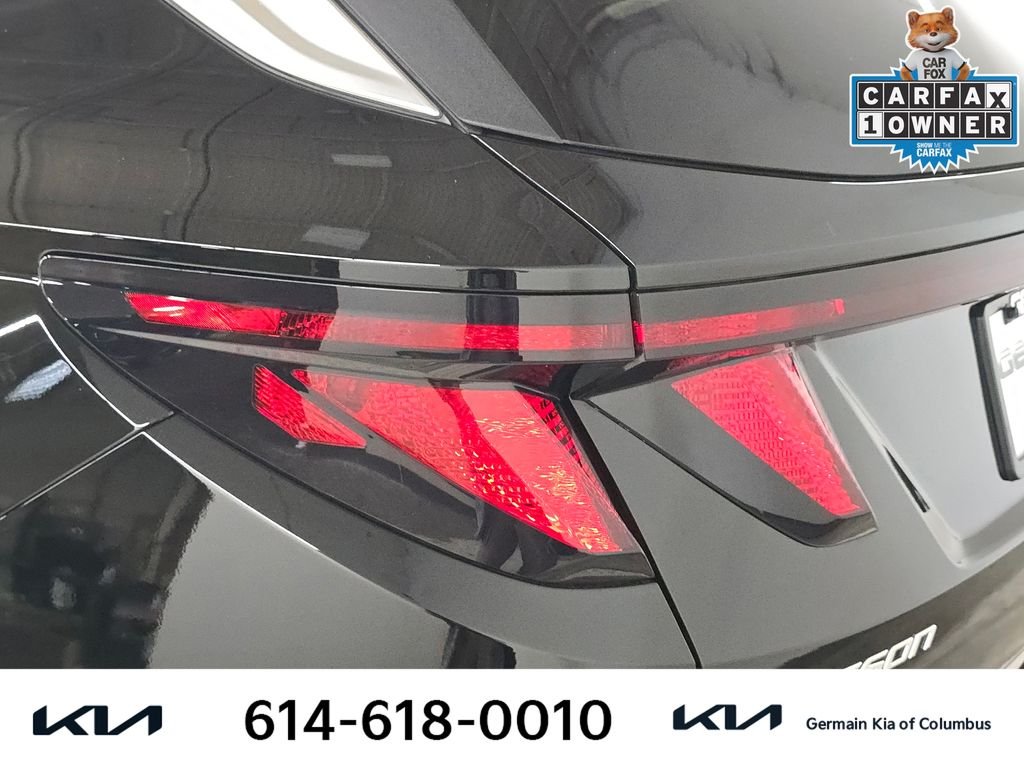 Used 2025 Black Hyundai SEL image 16