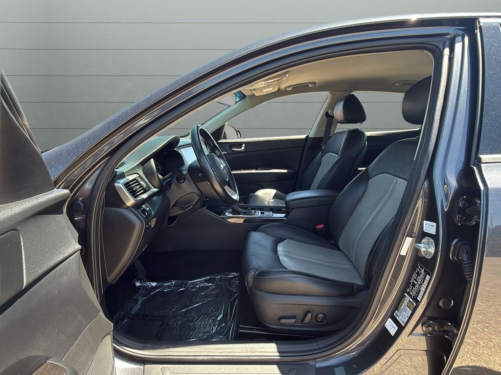 Used 2019 Gray Kia EX image 9