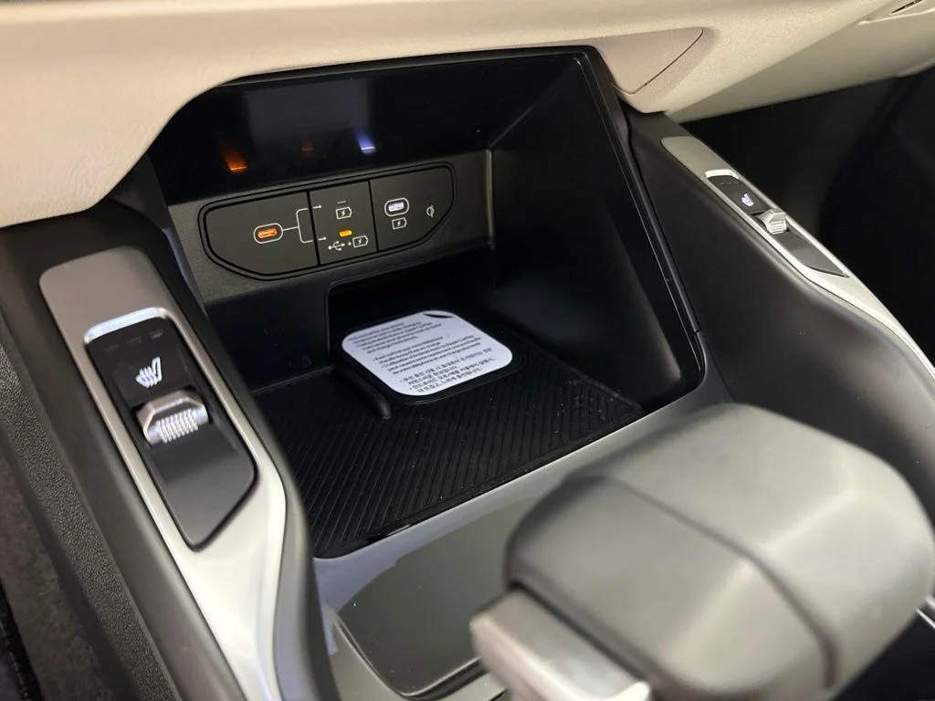 New 2026 White Kia S image 37