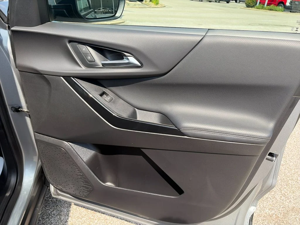 Used 2025 Gray Chevrolet LT image 20
