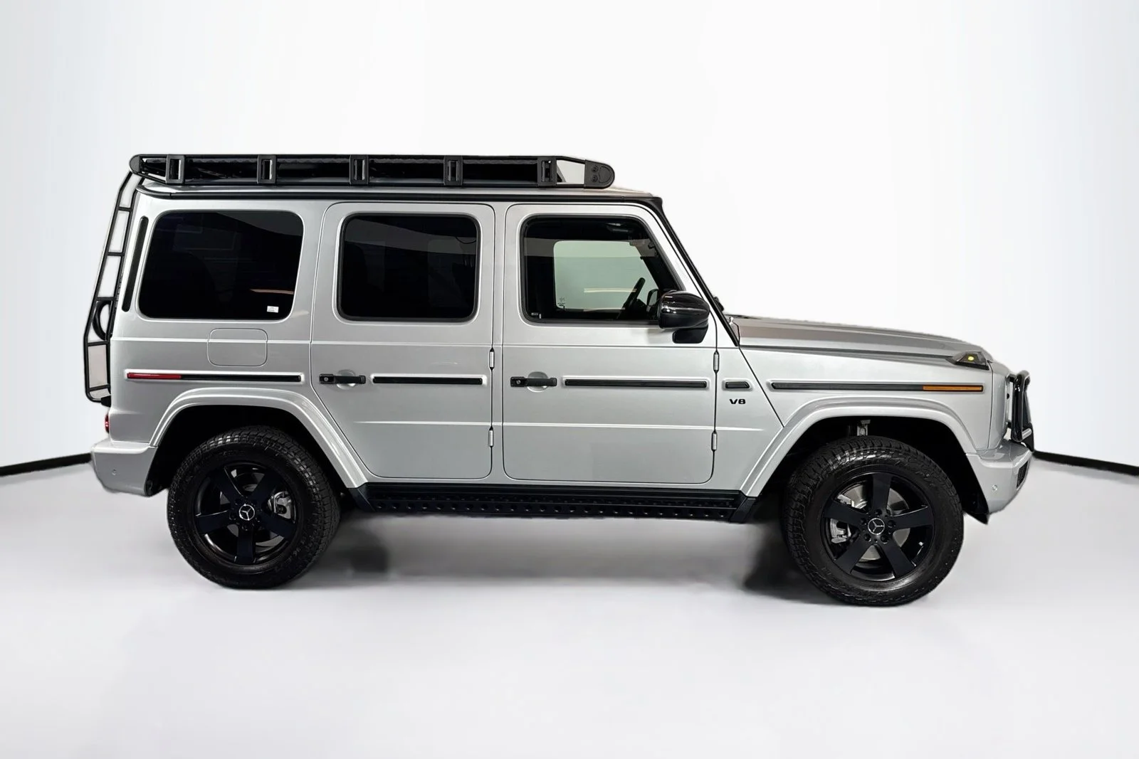 Used 2023 Iridium Silver Metallic Mercedes-Benz G 550 image 4