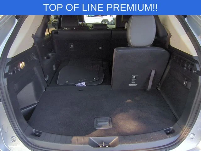 Used 2025 Silver Mazda 3.3 Turbo Premium image 35
