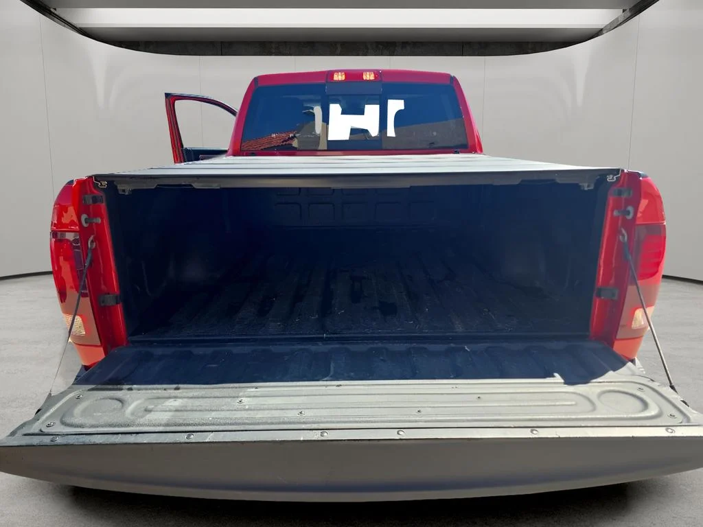 Used 2018 Red Ram  image 33