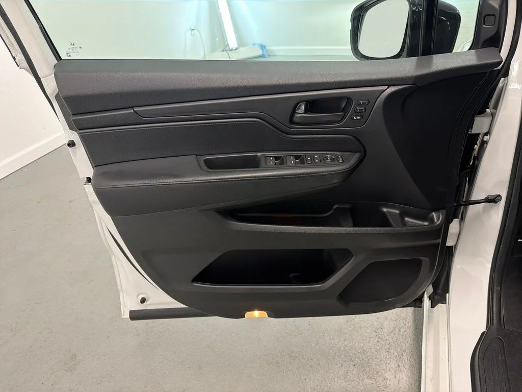 Used 2025 White Honda Sport-L image 13