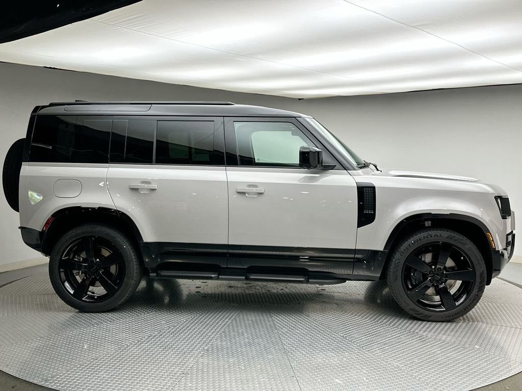 New 2026 Borasco Grey Land Rover X-Dynamic SE image 12