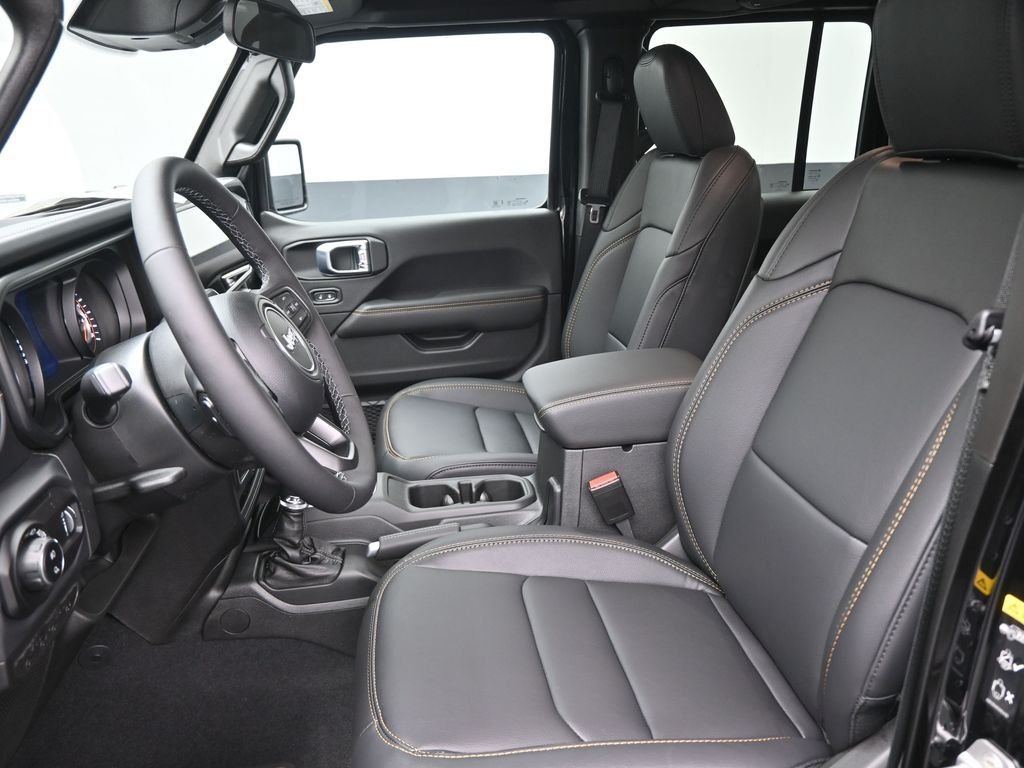 New 2026 Black Clearcoat Jeep Sahara image 19