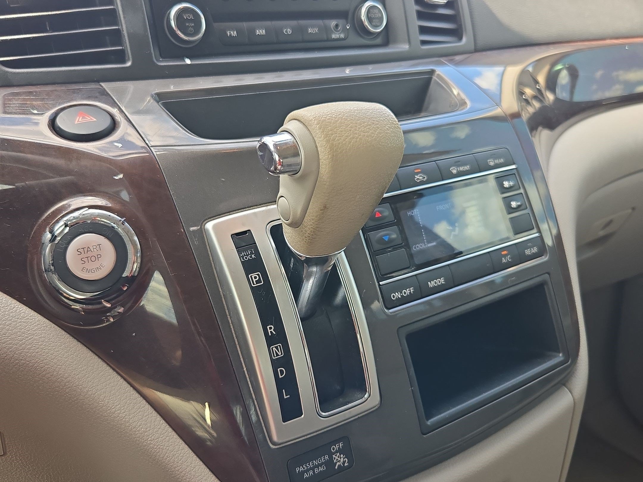 Used 2015 Super Black Nissan 3.5 S image 18